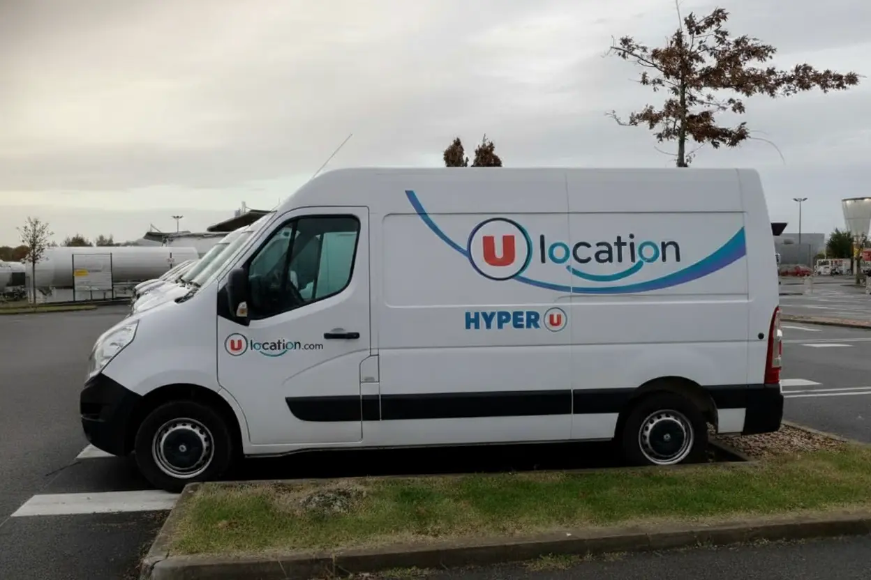 Location Camion Plateau Super U