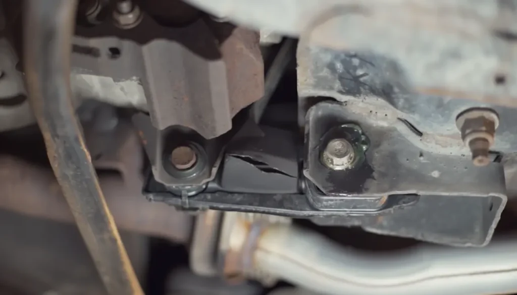 support moteur défectueux